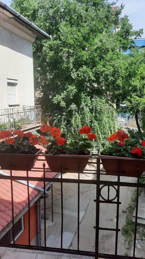 City Life Apartment Debrecen Exterior photo